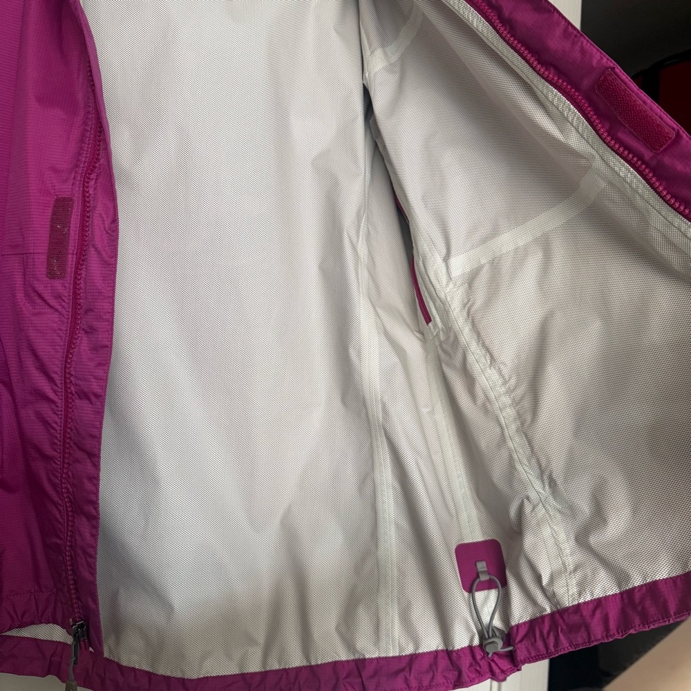 Patagonia Women's Rain Shell Jacket size M - Picture 12 of 12